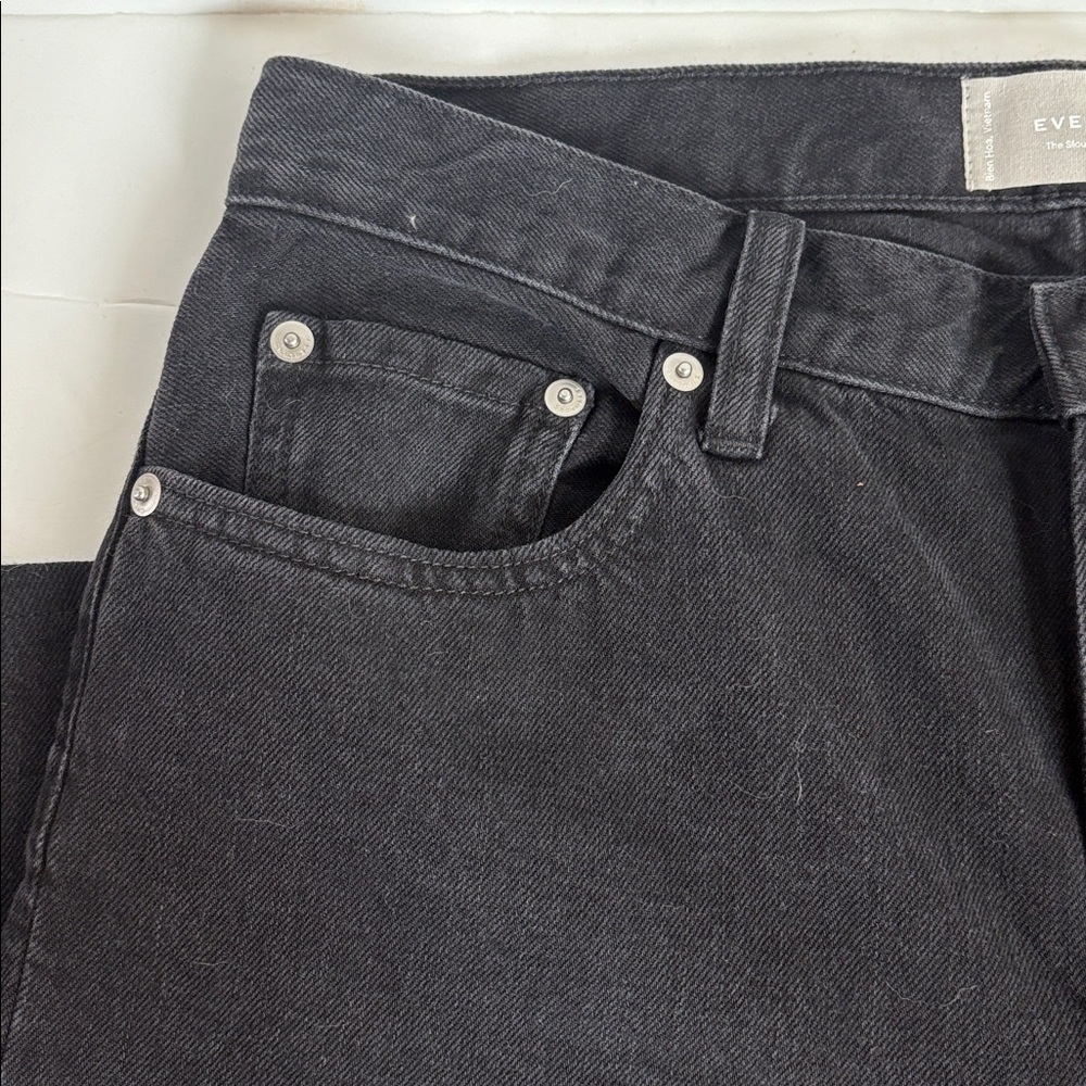 Everlane The Slouch black bootcut jean 5 pocket zip and button close - Picture 3 of 16